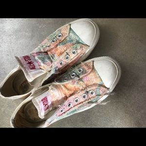 Artist enhanced Converse All ⭐️ Star